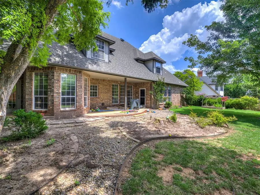2900 Kingwood Drive, Edmond, OK 73013 - Image #3