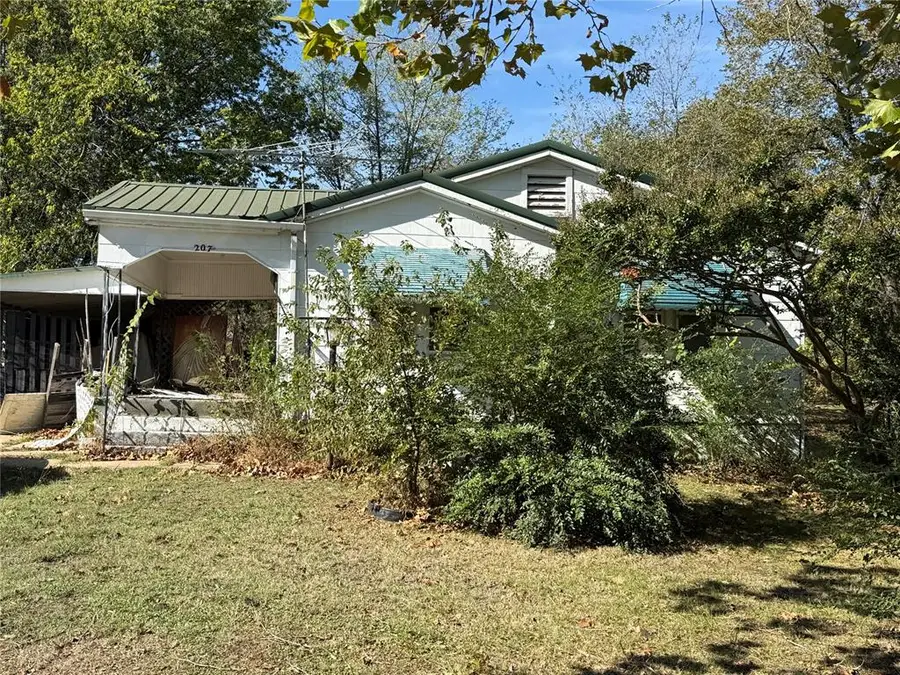 207 N Ninth Street, Okemah, OK 74859 - Image #2