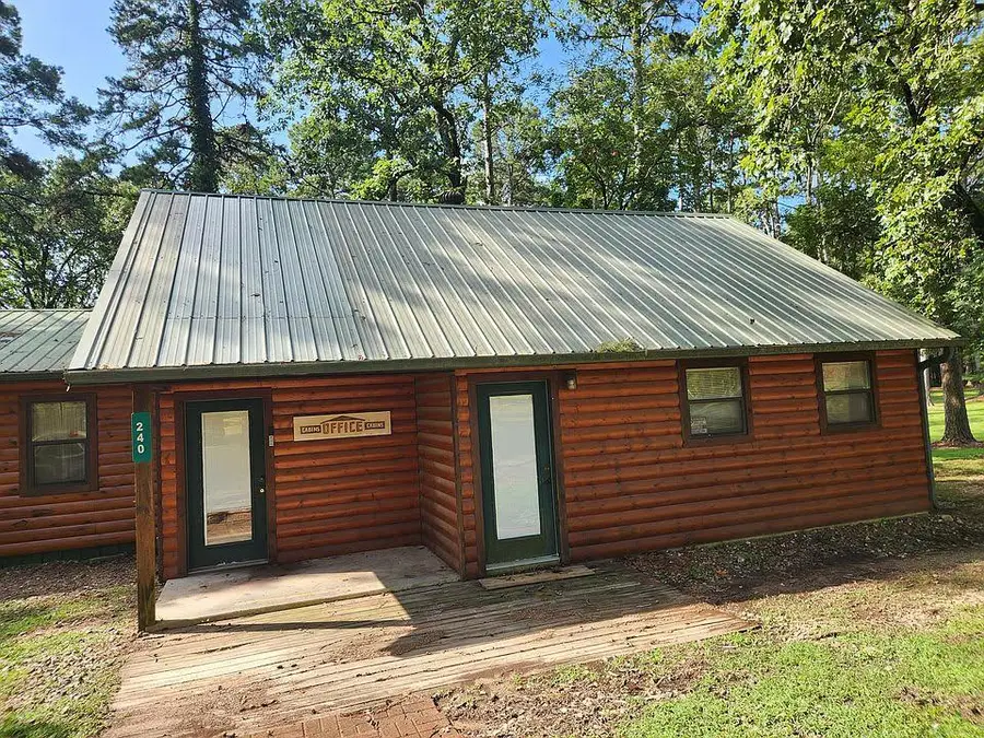 240 Pine Meadow Lane, Broken Bow, OK 74728 - Image #3