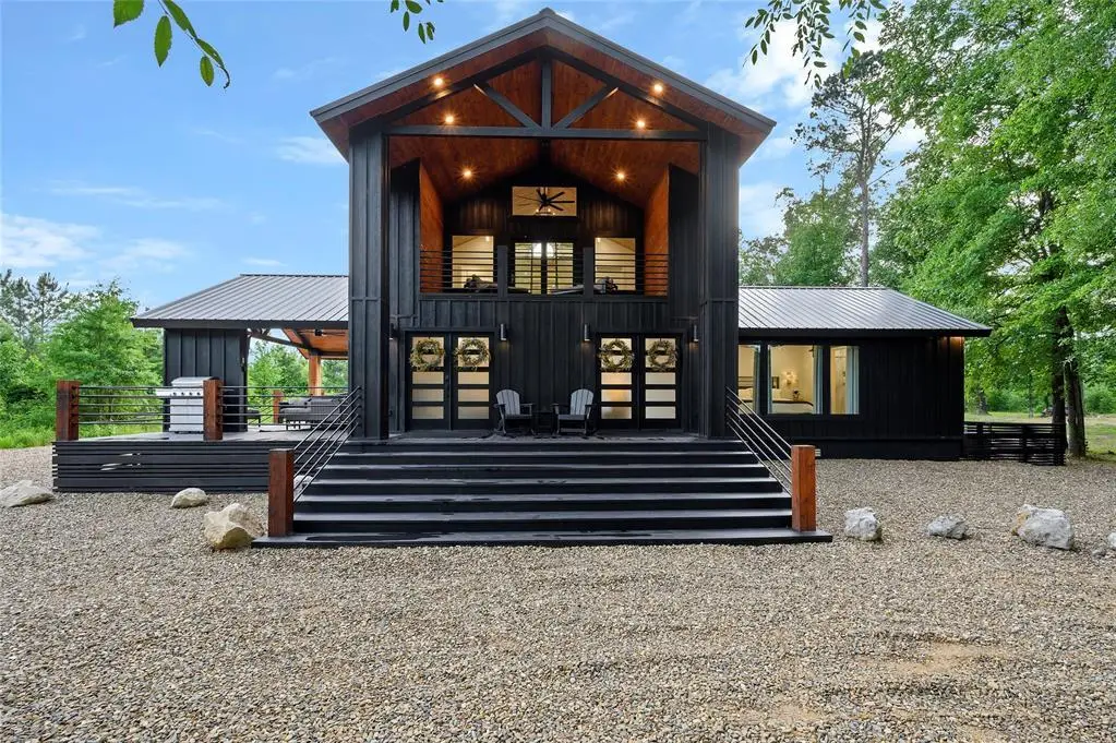 315 White Fox Lane, Broken Bow, OK 74728 - Image #1