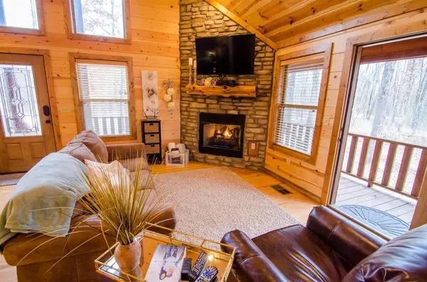 45 Owl Tree Lane, Broken Bow, OK 74728