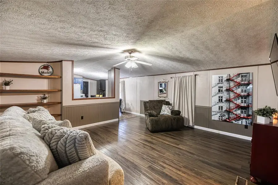 302 N 8th Street, Hammon, OK 73650 - Image #2