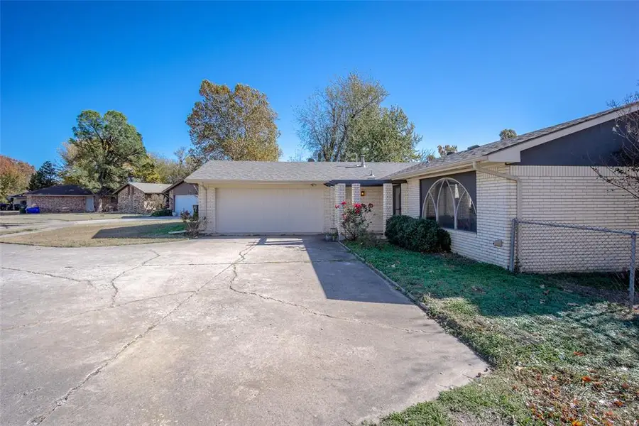 1534 Ashley Circle, Norman, OK 73069 - Image #3