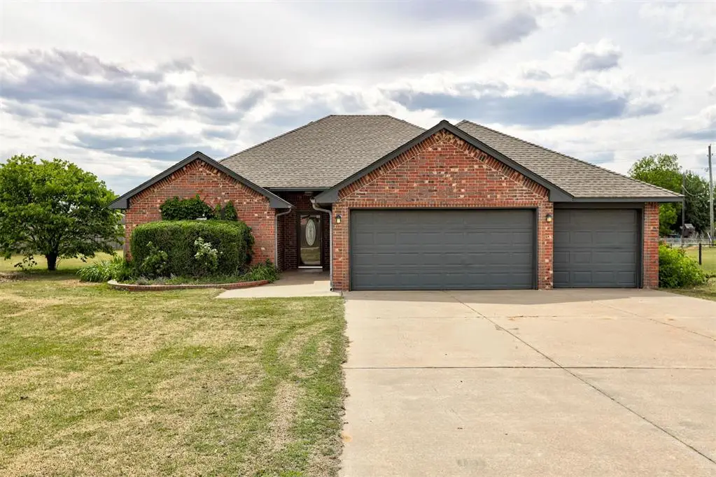 119 Alvie Drive, Tuttle, OK 73089 - #1