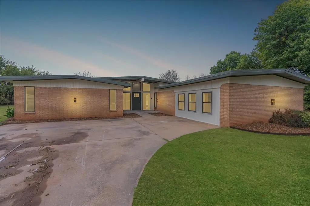 101 Pinewood Drive, Tuttle, OK 73089 - Image #1