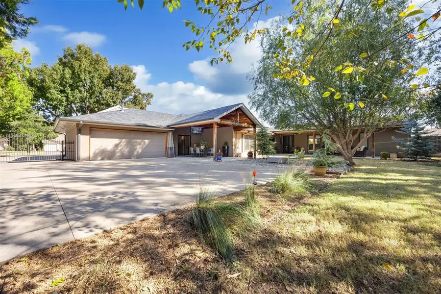 1810 Elmhurst Avenue, Nichols Hills, OK 73120 - Image #2