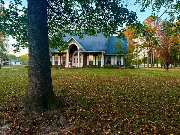 302 W Airport Road, Broken Bow, OK 74728