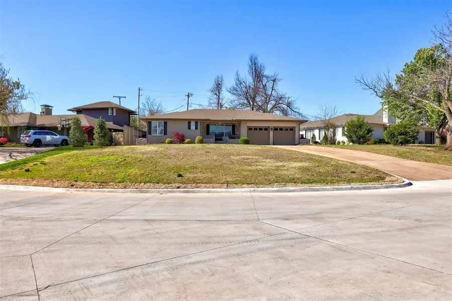 1714 Huntington Avenue, Nichols Hills, OK 73116 - Image #2