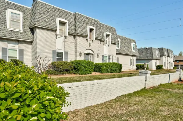 11417 N May Avenue #B, Oklahoma City, OK 73120