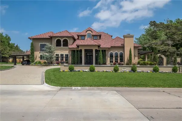 1611 Guilford Lane, Nichols Hills, OK 73120