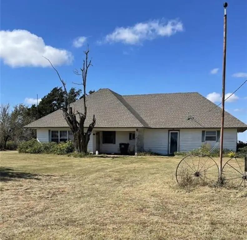 9175 County Road 1130, Lookeba, OK 73053 - Image #1