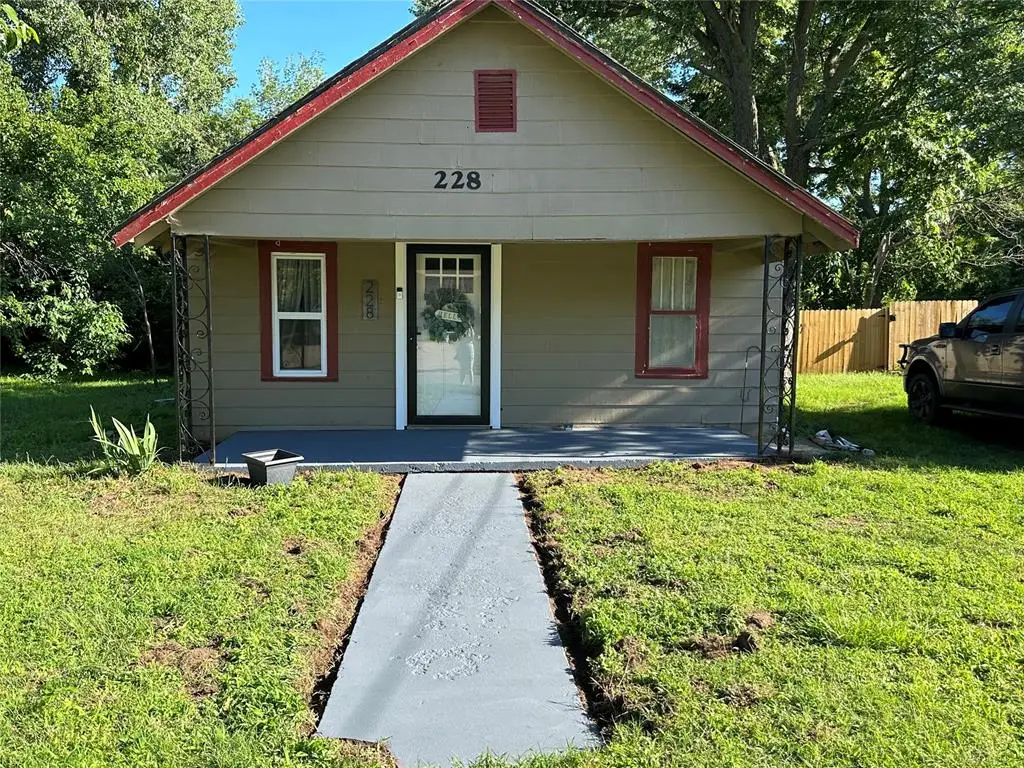 228 W Huron Street, Purcell, OK 73080 - Image #1