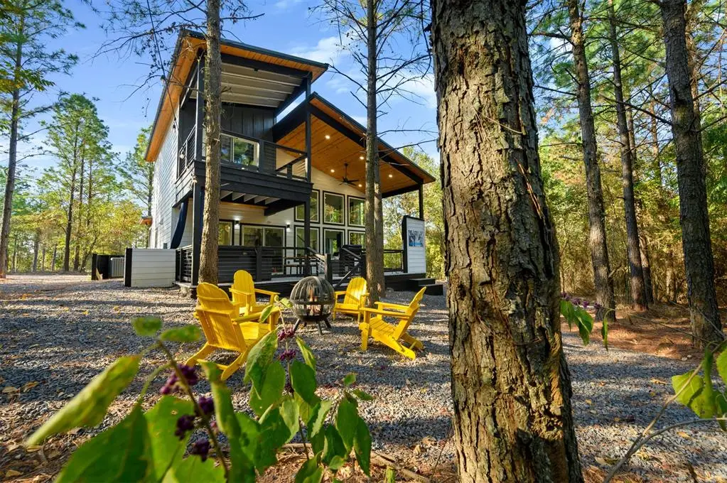 755 Lukfata Fork Trail, Broken Bow, OK 74728 - Image #1