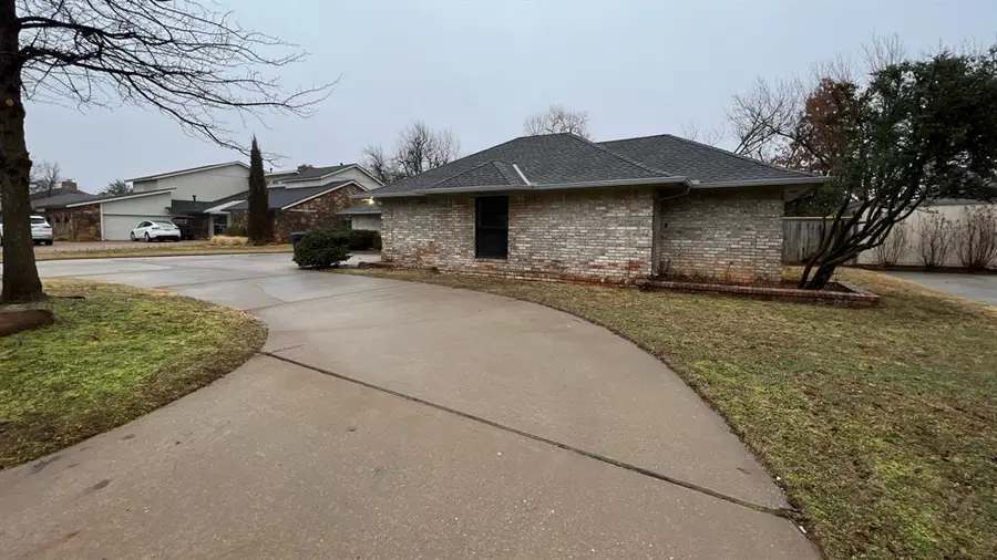 12510 Maple Ridge Road, Oklahoma City, OK 73120 - Image #3
