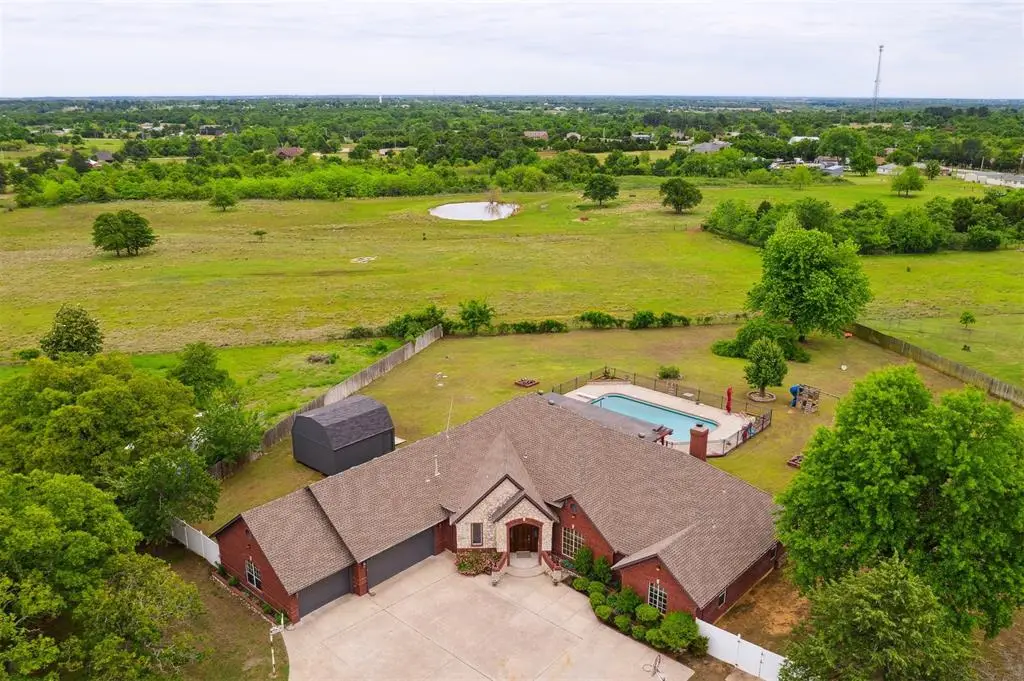 19416 Cardinal Creek Drive, Harrah, OK 73045 - Image #1