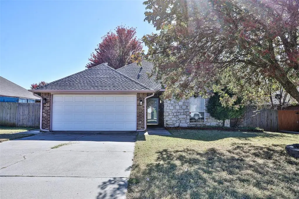 604 Woodbriar, Noble, OK 73068 - Image #1