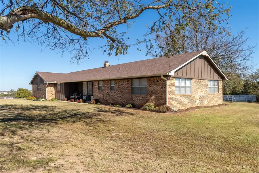109 Tanglewood Drive, Pauls Valley, OK 73075 - Image #3