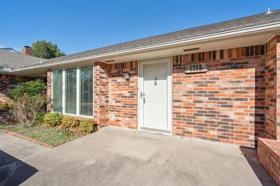 1213 Woodview Lane, Edmond, OK 73013 - Image #3