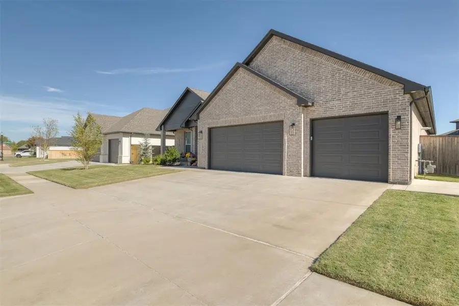 15452 Hatterly Lane, Edmond, OK 73013 - Image #2