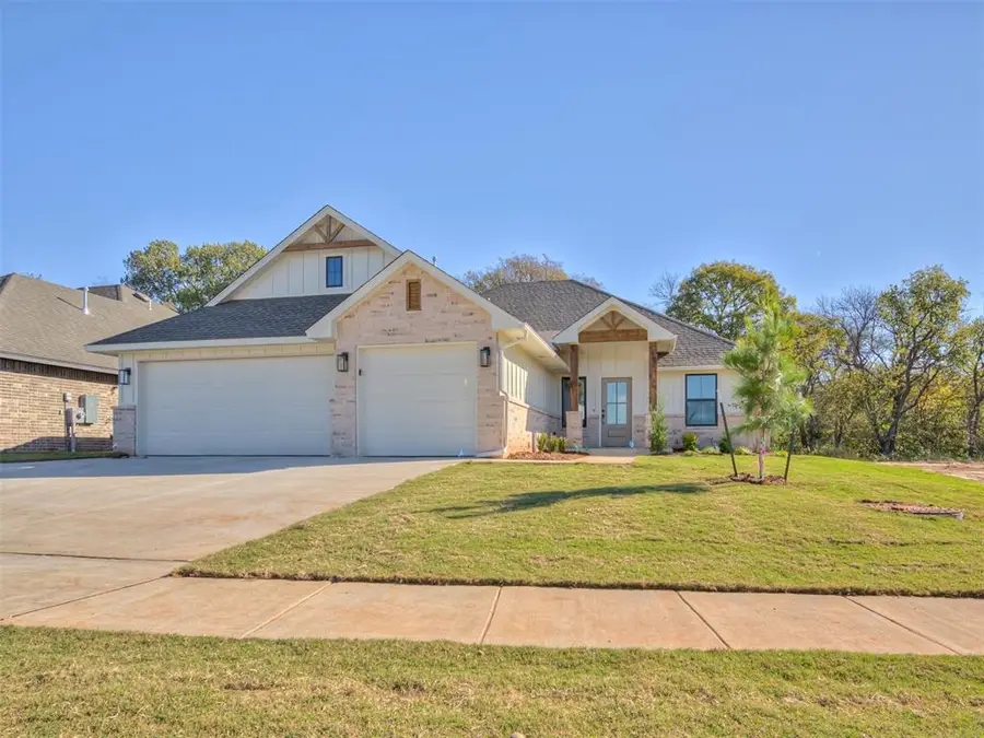 133 Firethorn Way, Noble, OK 73068 - Image #2