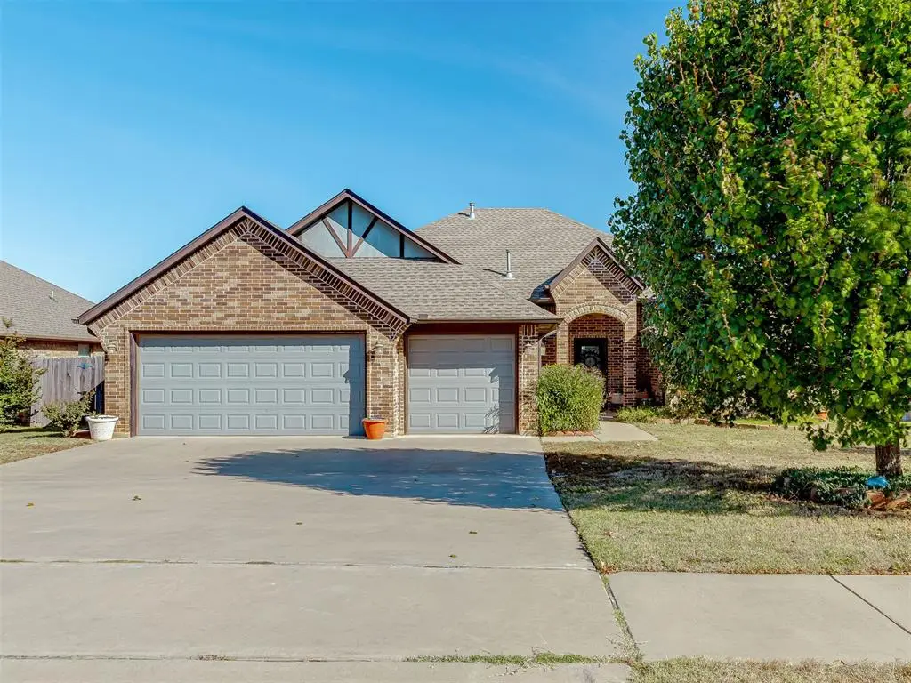 3005 Alli Circle, Chickasha, OK 73018 - Image #1
