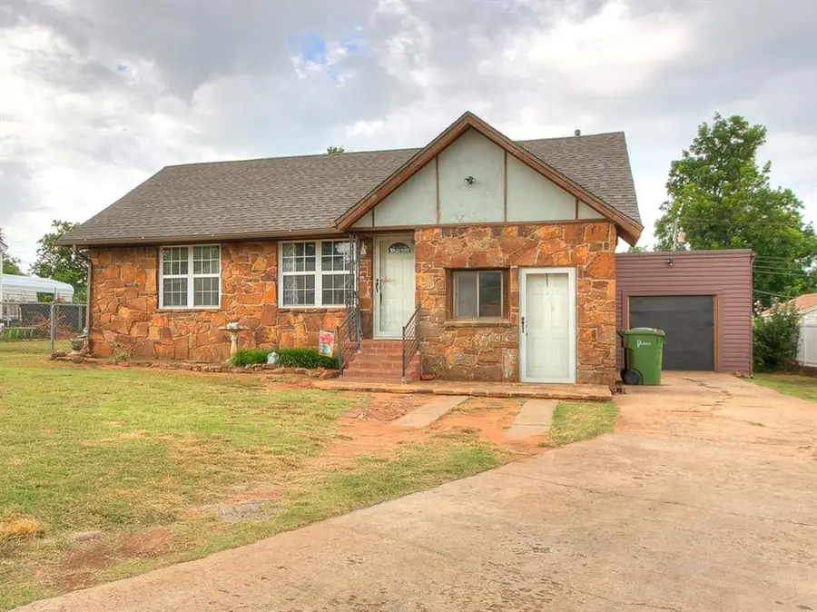 1016 Maple Avenue, Yukon, OK 73099 - Image #2