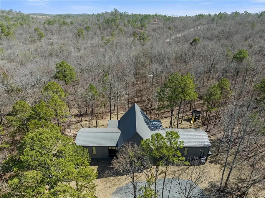 700 Woodland Bluff Trail, Broken Bow, OK 74728 - Image #3