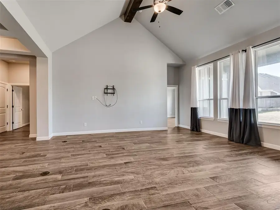 805 Scully Road, Yukon, OK 73099 - Image #3