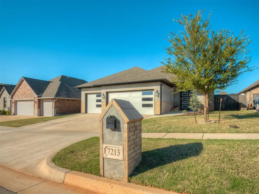 7213 NW 152nd Street, Edmond, OK 73013 - Image #2