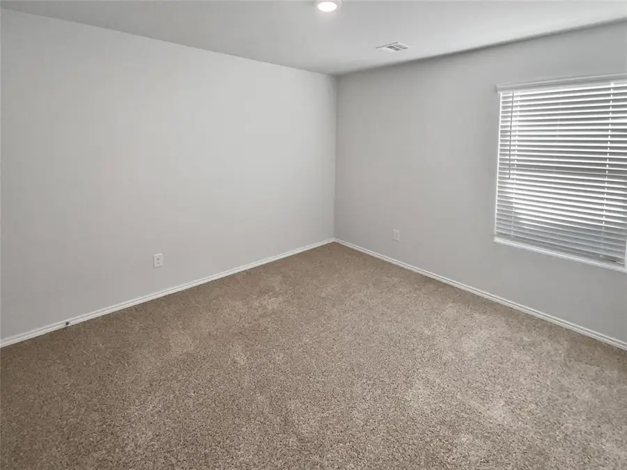 2215 Ridge Way, Chickasha, OK 73018 - Image #3