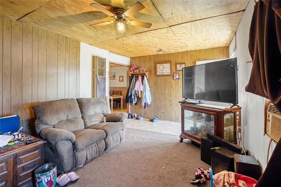 410 S 1st Street, Davis, OK 73030 - Image #2