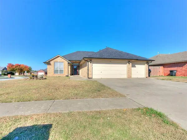 1361 NW 8th Street, Moore, OK 73170