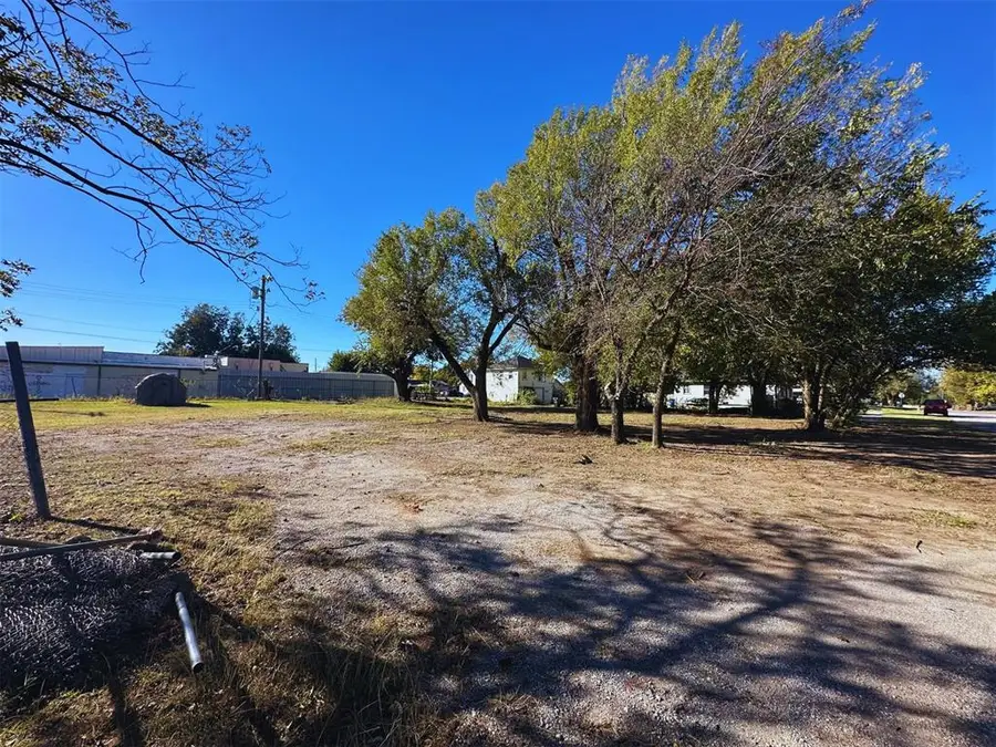 607 W London Street, El Reno, OK 73036 - Image #2