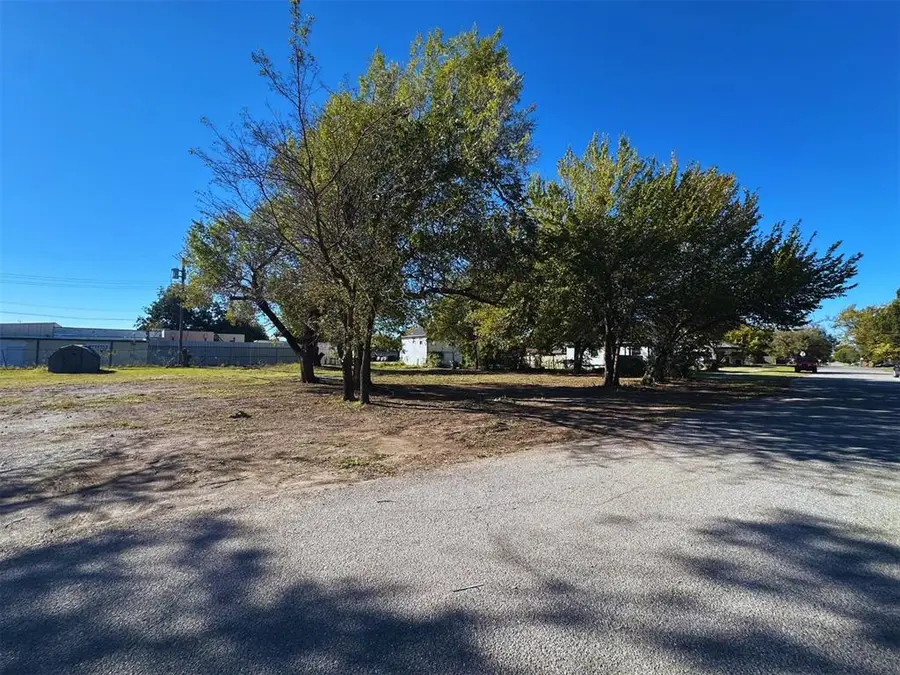 607 W London Street, El Reno, OK 73036 - Image #3