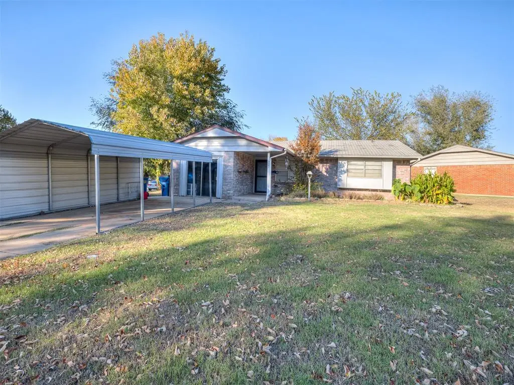 327 E Linden Lane, Mustang, OK 73064 - Image #1