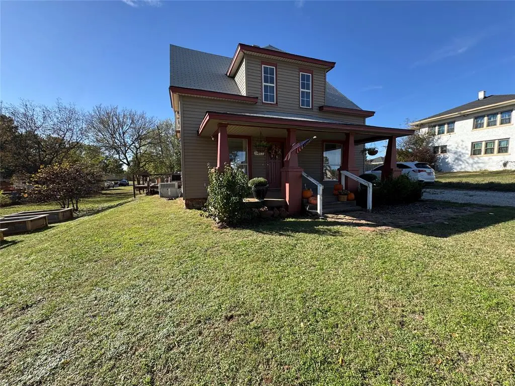 1416 Brunson Avenue, Prague, OK 74864 - Image #1