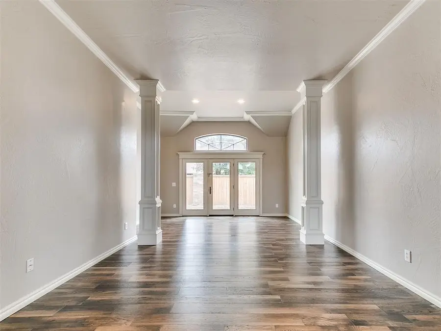 3904 Shortgrass Road, Edmond, OK 73003 - Image #2