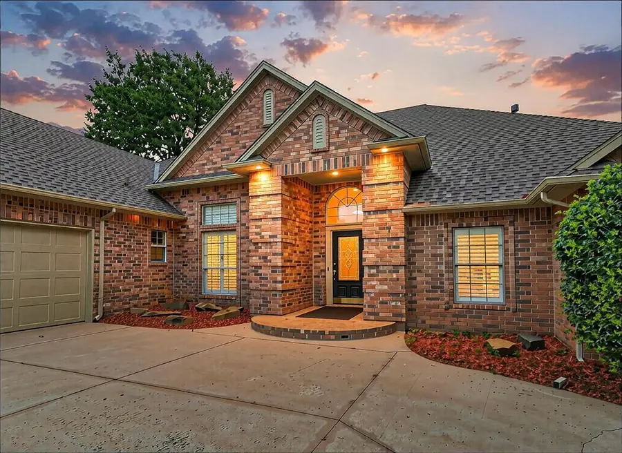 3904 Shortgrass Road, Edmond, OK 73003 - Image #3