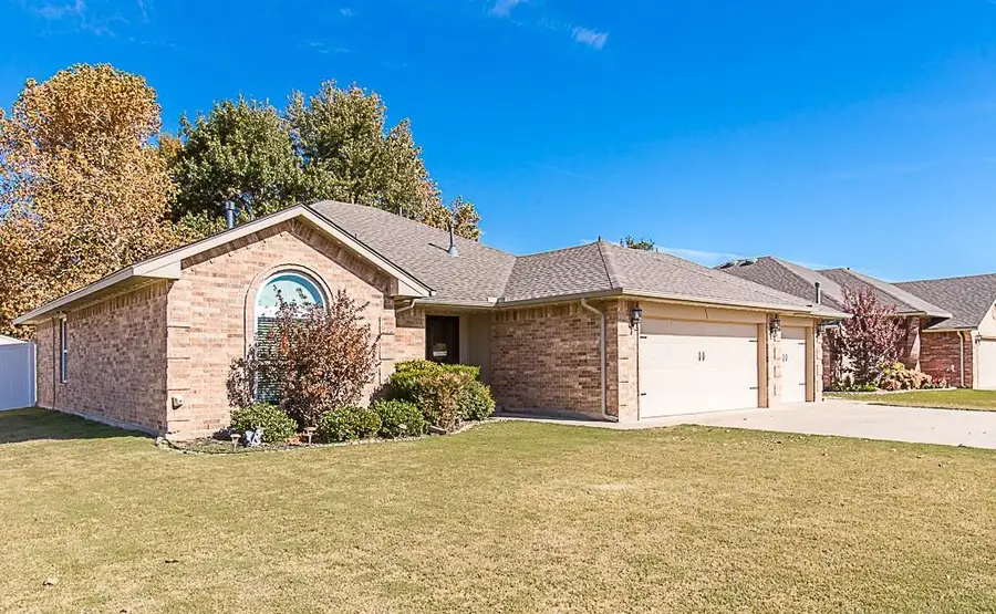 1477 SE 16th Place, Newcastle, OK 73065 - Image #2