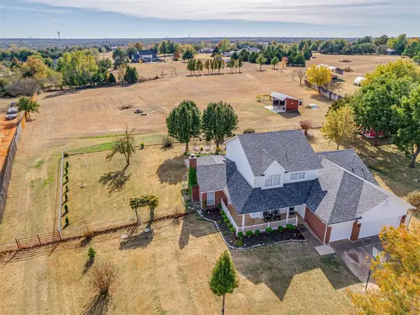 1720 Silver Oaks Drive, Edmond, OK 73025