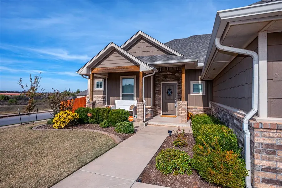6101 Beverly Hills Drive, Edmond, OK 73034 - Image #3