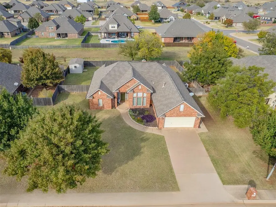 521 NW Cypress Street, Piedmont, OK 73078 - Image #2