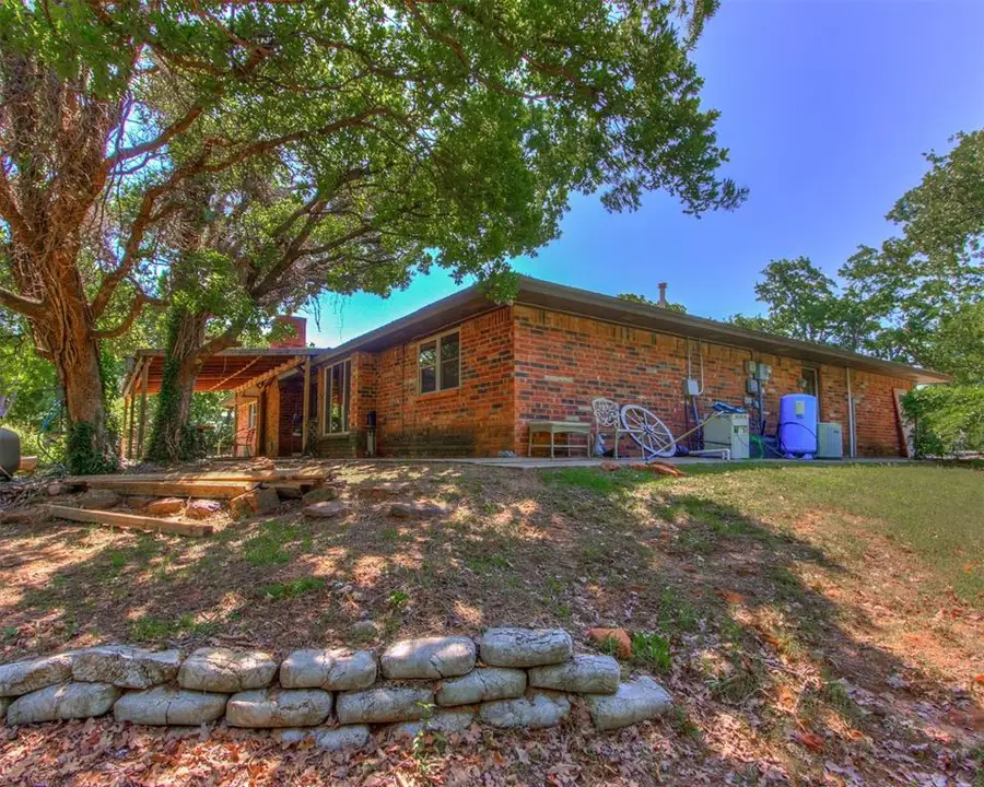Address Withheld By Seller, Edmond, OK 73034 - Image #2