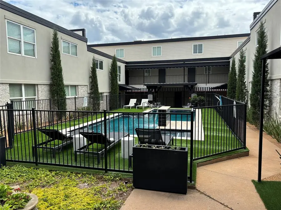 1110 Sherwood Lane #220, Nichols Hills, OK 73116 - Image #3