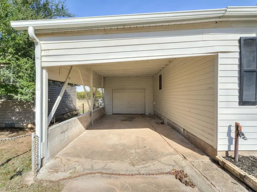 1407 E Lockheed Court, Midwest City, OK 73110 - Image #3