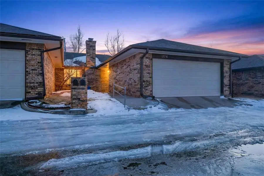 1778 Lionsgate Circle, Bethany, OK 73008 - #3