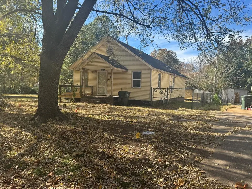 319 S 8th Street, Muskogee, OK 74401 - Image #1