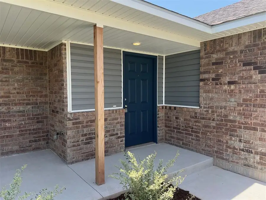 1208 E Ruger Lane, Mustang, OK 73064 - Image #2