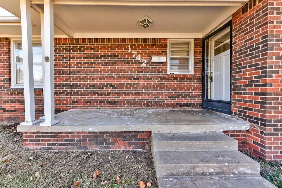 1742 Carlisle Road, Oklahoma City, OK 73120 - Image #3