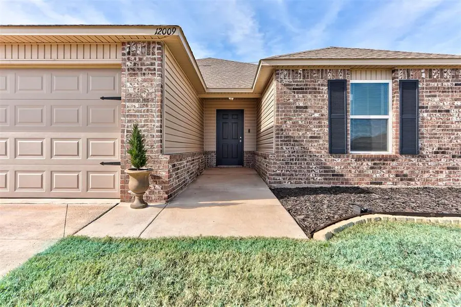 12009 Jude Way, Yukon, OK 73099 - Image #2
